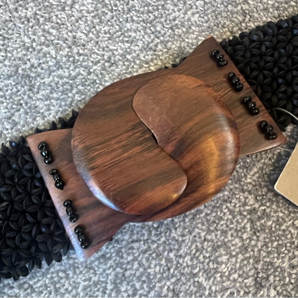 Anthropologie Black Woven Belt with Wooden Buckle - Picture 5 of 12
